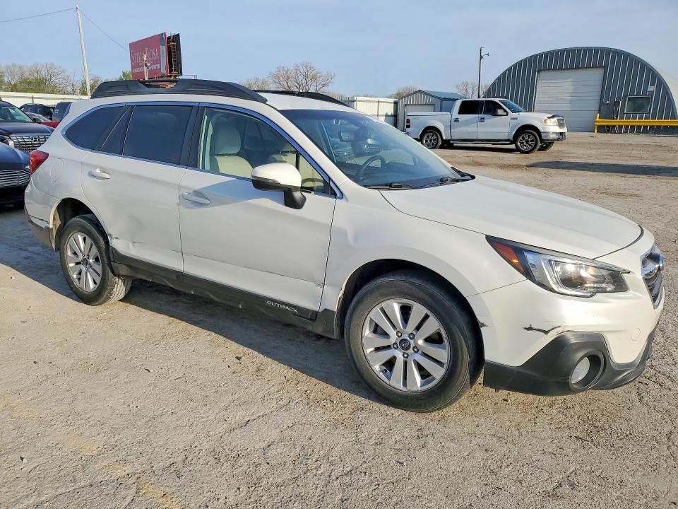 2018 Subaru Outback მანქანა იყიდება აუქციონზე, vin: 4S4BSAFC6J3356555, აუქციონის ნომერი: 47910646