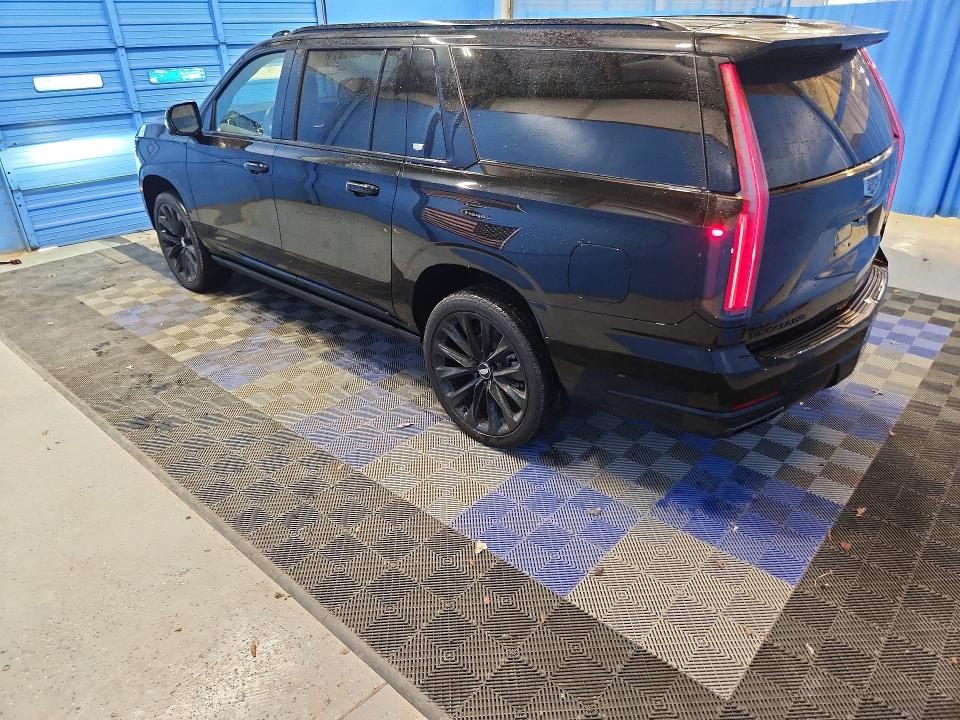 47233746 :رقم المزاد ، 1GYS9RRL9SR410675 vin ، 2025 Cadillac Escalade مزاد بيع