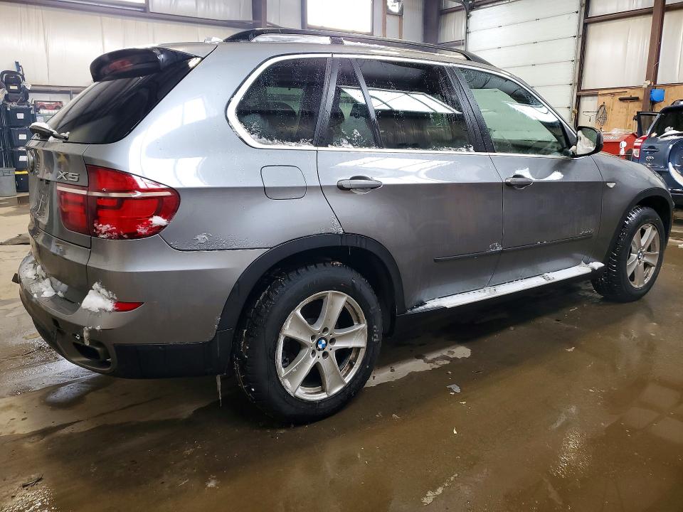 2011 Bmw X5 მანქანა იყიდება აუქციონზე, vin: 5UXZV8C56BL420411, აუქციონის ნომერი: 47084436