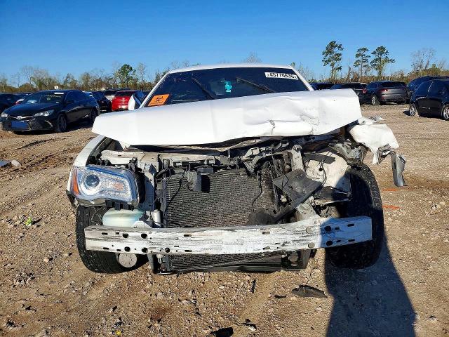 45770636 :رقم المزاد ، 2C3CCAAG9DH589447 vin ، 2013 Chrysler 300 مزاد بيع