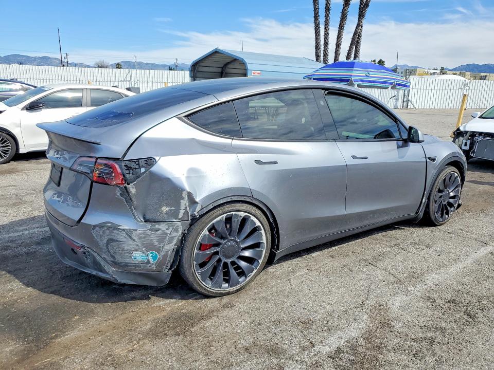 79623365 :رقم المزاد ، 7SAYGDEF2RA324519 vin ، 2024 Tesla Model Y مزاد بيع