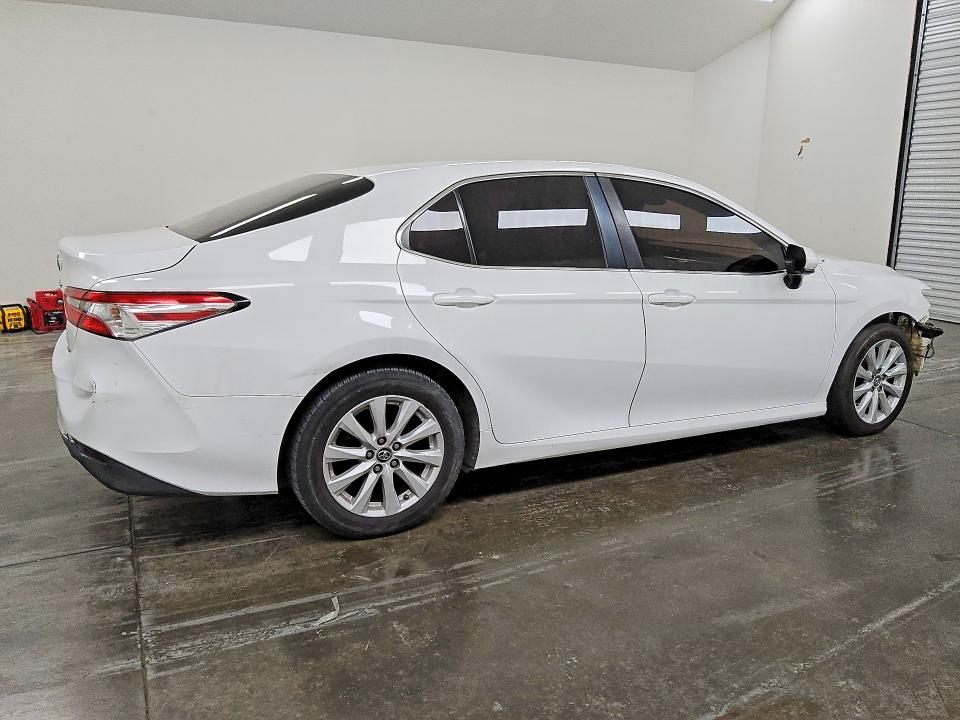 Aukcja sprzedaży 2018 Toyota Camry, vin: 4T1B11HK2JU075709, numer aukcji: 77695735