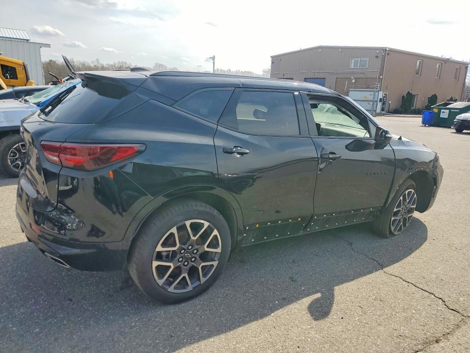 Продажа на аукционе авто 2025 Chevrolet Blazer, vin: 3GNKBERS4SS230616, номер лота: 47861686