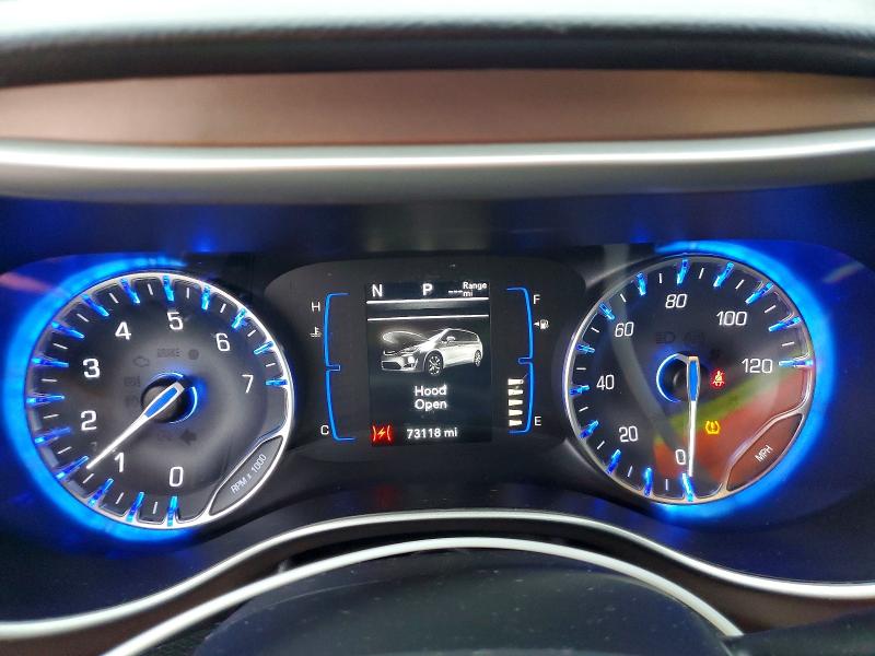 41639486 :رقم المزاد ، 2C4RC1FG0JR172318 vin ، 2018 Chrysler Pacifica مزاد بيع