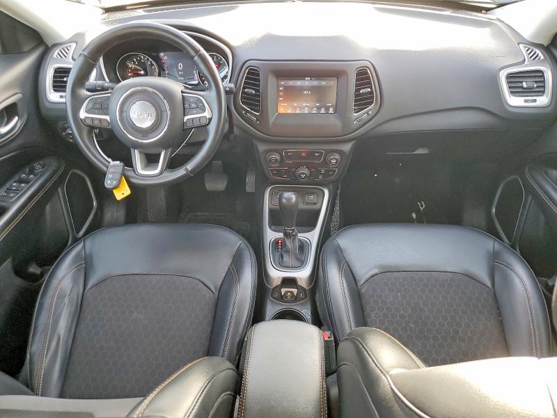 46878766 :رقم المزاد ، 3C4NJCBB9HT647630 vin ، 2017 Jeep Compass مزاد بيع