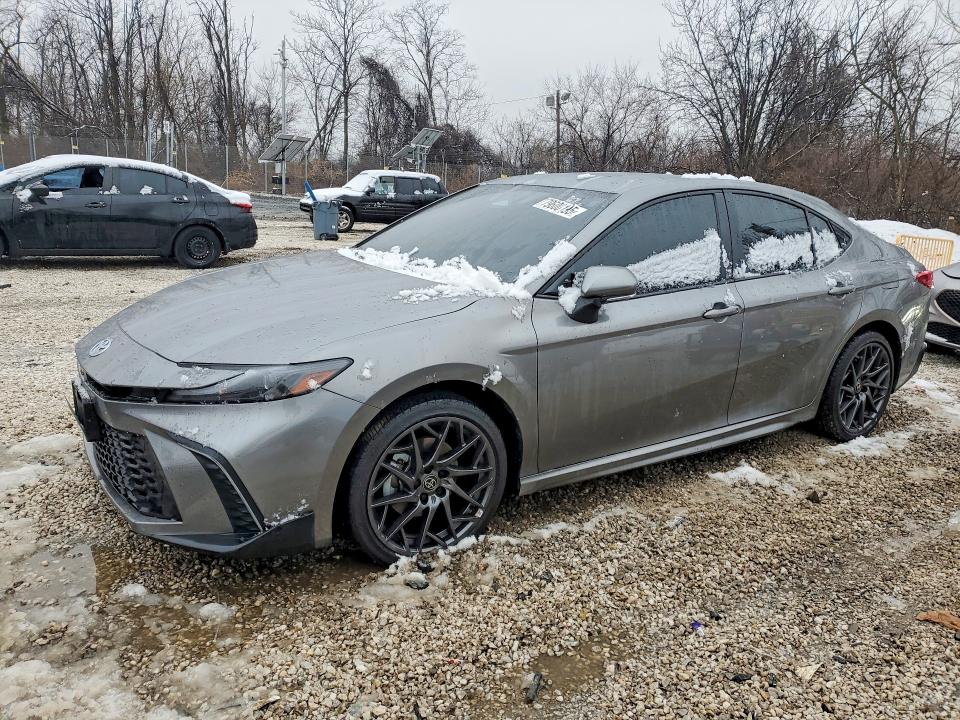 79600195 :رقم المزاد ، 4T1DBADK8SU525683 vin ، 2025 Toyota Camry مزاد بيع
