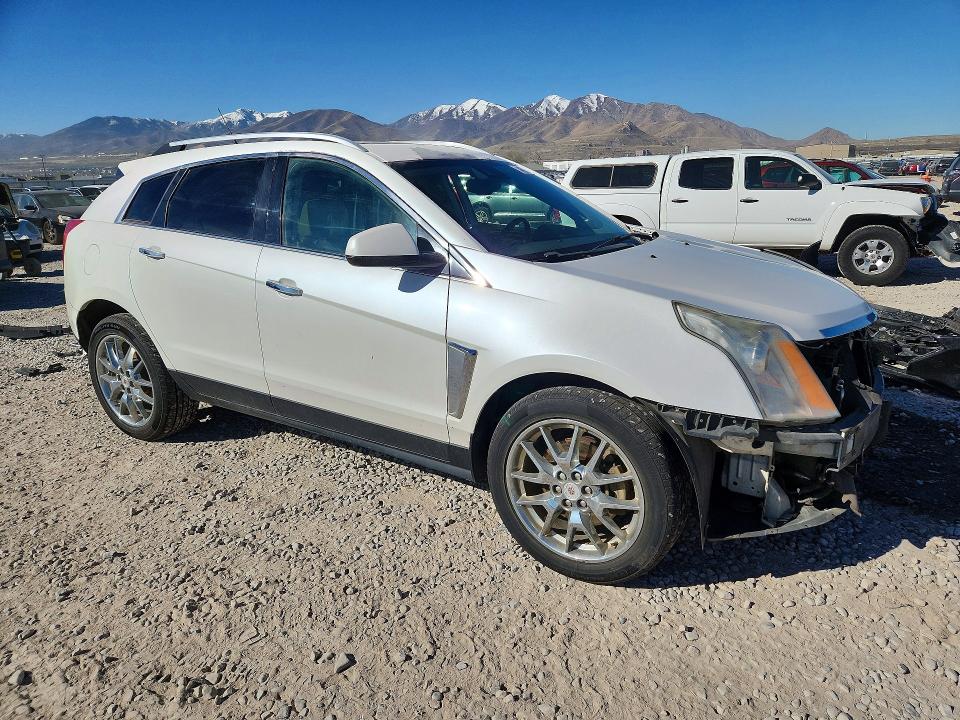 46759676 :رقم المزاد ، 3GYFNDE34DS530423 vin ، 2013 Cadillac Srx مزاد بيع