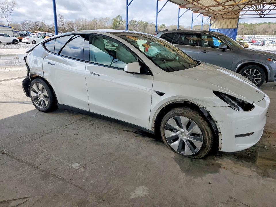 79222375 :رقم المزاد ، 5YJYGDEE9MF130554 vin ، 2021 Tesla Model Y مزاد بيع