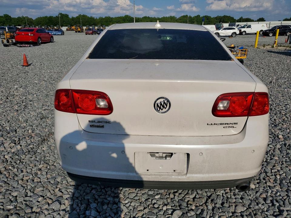 47689986 :رقم المزاد ، 1G4HC5EM9BU131194 vin ، 2011 Buick Lucerne مزاد بيع