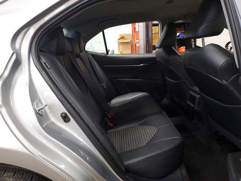 79290825 :رقم المزاد ، 4T1G11AK0MU424175 vin ، 2021 Toyota Camry مزاد بيع
