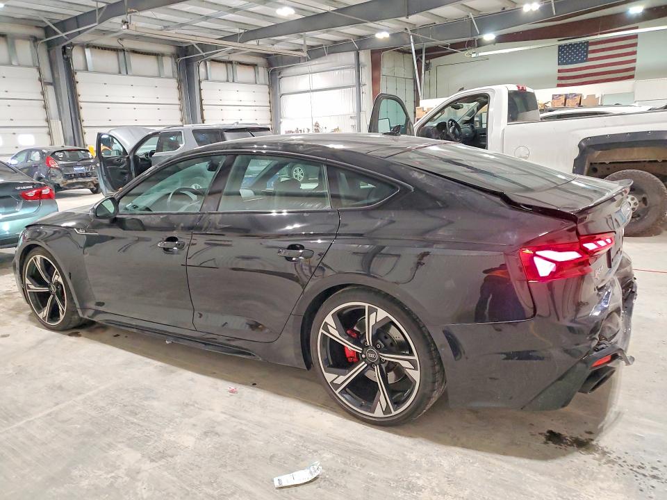 2022 Audi Rs5 მანქანა იყიდება აუქციონზე, vin: WUAAWCF52NA902550, აუქციონის ნომერი: 46267186