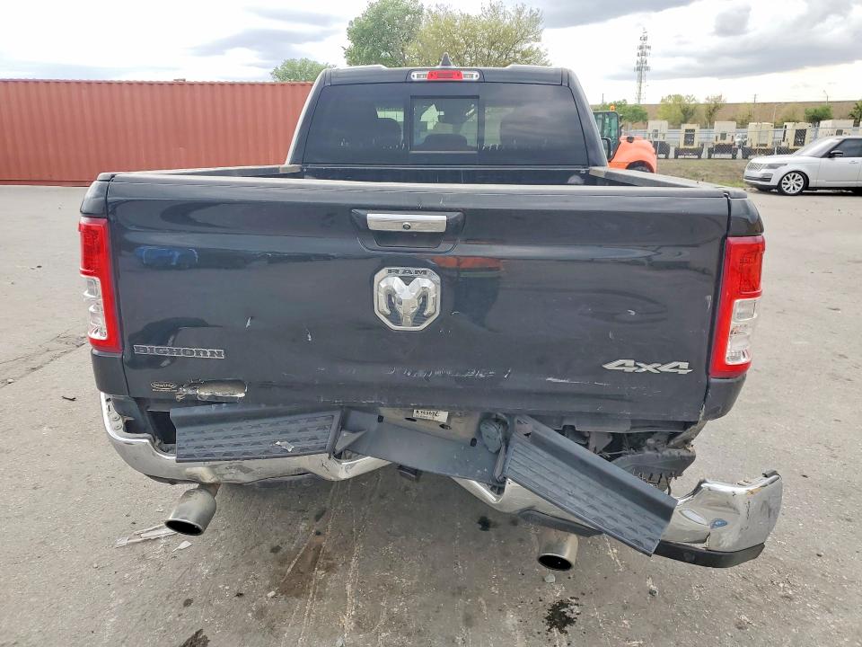 45744976 :رقم المزاد ، 1C6SRFBT5LN281574 vin ، 2020 Ram 1500 مزاد بيع