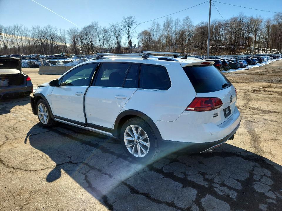 Продажа на аукционе авто 2017 Volkswagen Golf Alltrack, vin: 3VWH17AU5HM541545, номер лота: 78172465