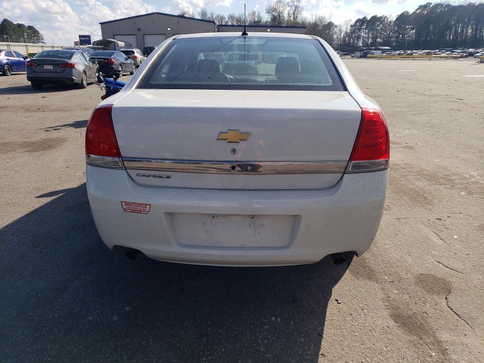 42046306 :رقم المزاد ، 6G3NS5U33FL132665 vin ، 2015 Chevrolet Caprice مزاد بيع