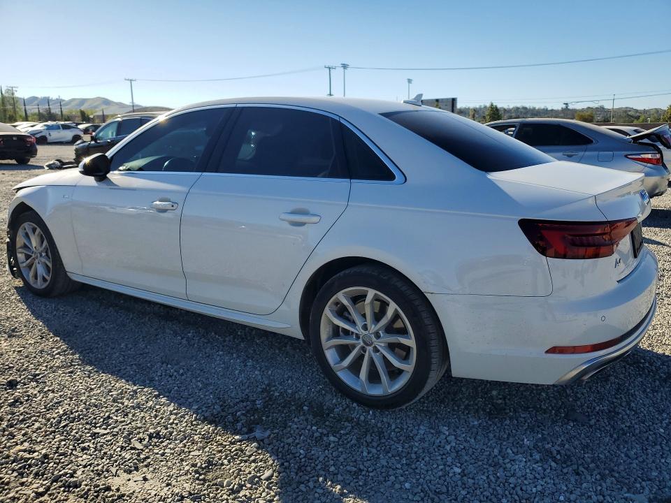 Продажа на аукционе авто 2019 Audi A4, vin: WAUENAF46KN012793, номер лота: 79648945