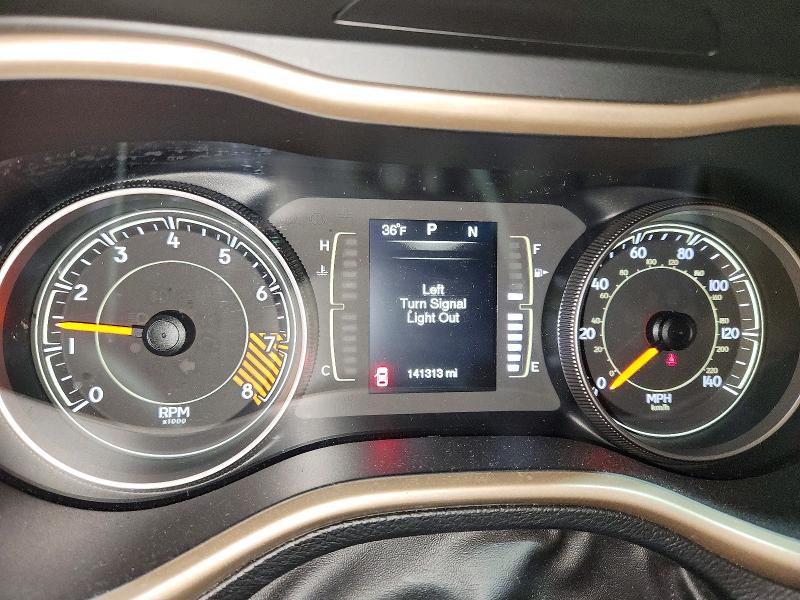2015 Jeep Cherokee მანქანა იყიდება აუქციონზე, vin: 1C4PJLCS3FW737760, აუქციონის ნომერი: 45828386