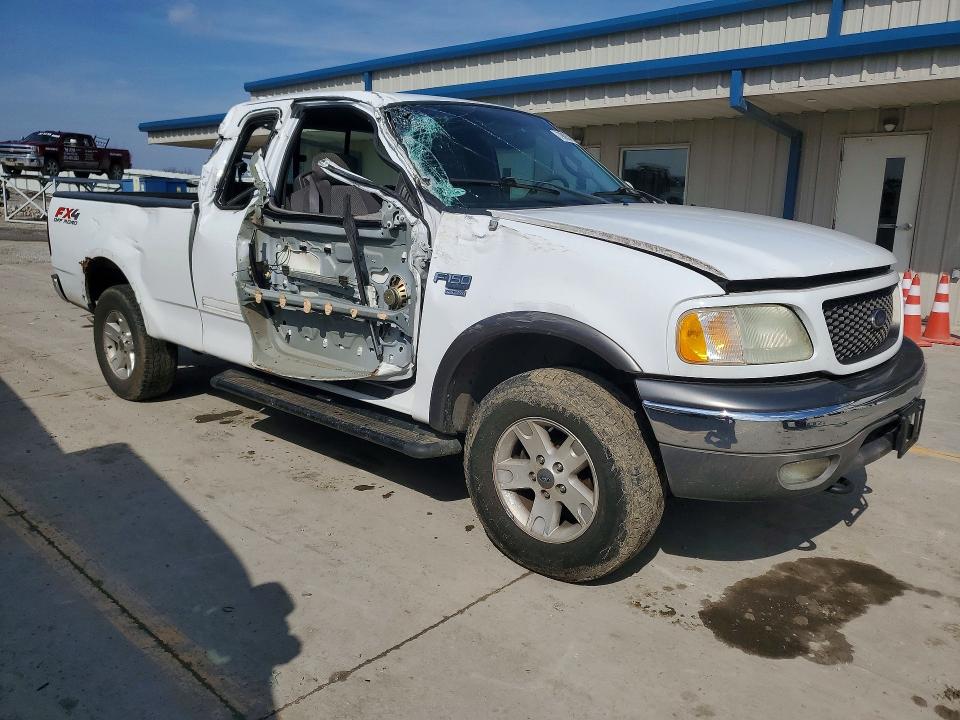 79805795 :رقم المزاد ، 1FTRX18L42NA58545 vin ، 2002 Ford F150 مزاد بيع