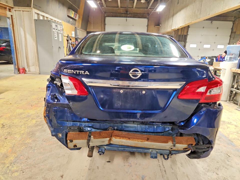 79544495 :رقم المزاد ، 3N1AB7AP9KY328404 vin ، 2019 Nissan Sentra مزاد بيع
