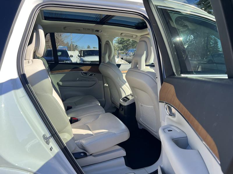 41659016 :رقم المزاد ، YV4BR0CK7M1700459 vin ، 2021 Volvo Xc90 مزاد بيع