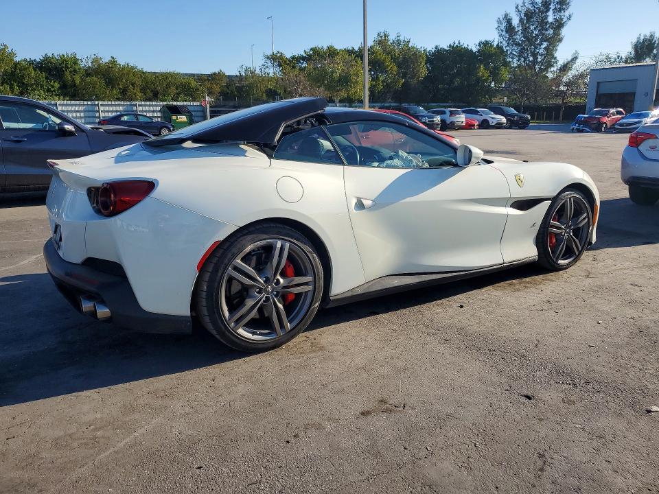 Продажа на аукционе авто 2019 Ferrari Portofino, vin: ZFF89FPA3K0242361, номер лота: 79122295