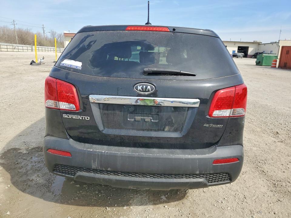 62565486 :رقم المزاد ، 5XYKT3A15DG363631 vin ، 2013 Kia Sorento مزاد بيع