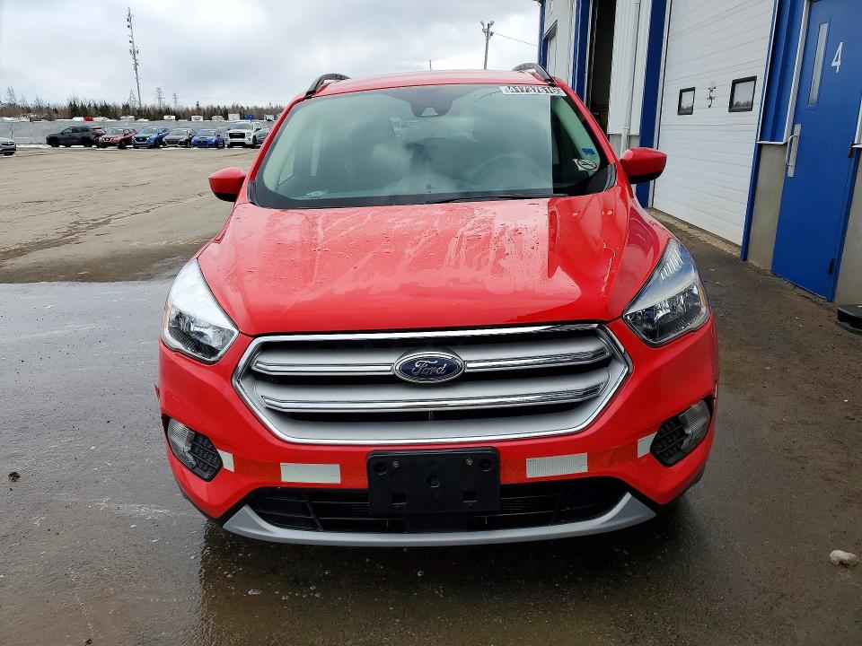 41737616 :رقم المزاد ، 1FMCU9GD8JUC71490 vin ، 2018 Ford Escape مزاد بيع