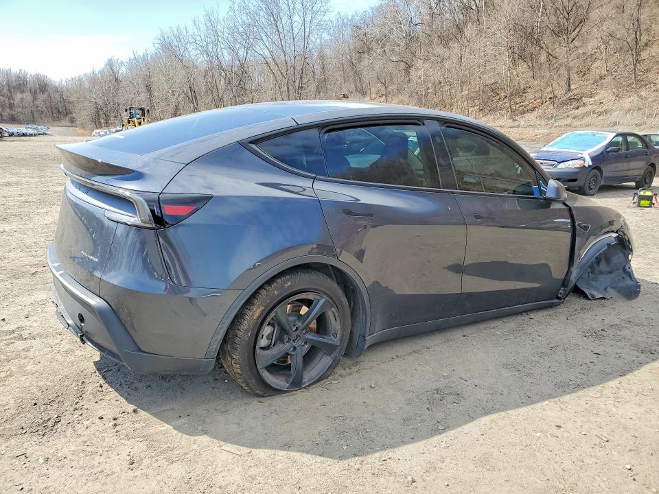 Продажа на аукционе авто 2026 Tesla Model Y, vin: 7SAYGDEE7TA386044, номер лота: 47580686