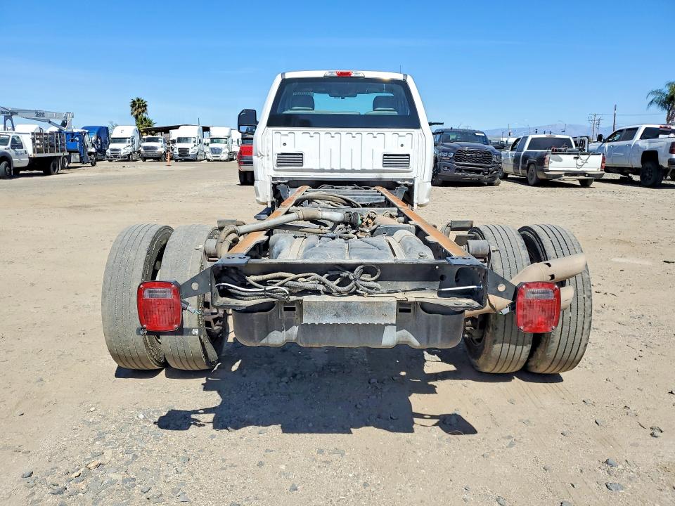 79648485 :رقم المزاد ، 1FDUF5GT8HEC24978 vin ، 2017 Ford F550 مزاد بيع