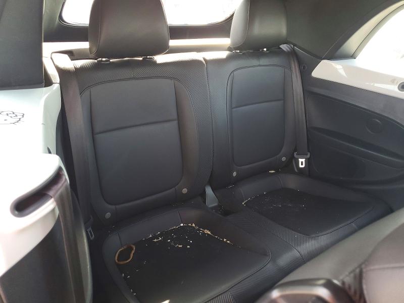 47894966 :رقم المزاد ، 3VW517AT5FM816578 vin ، 2015 Volkswagen Beetle مزاد بيع