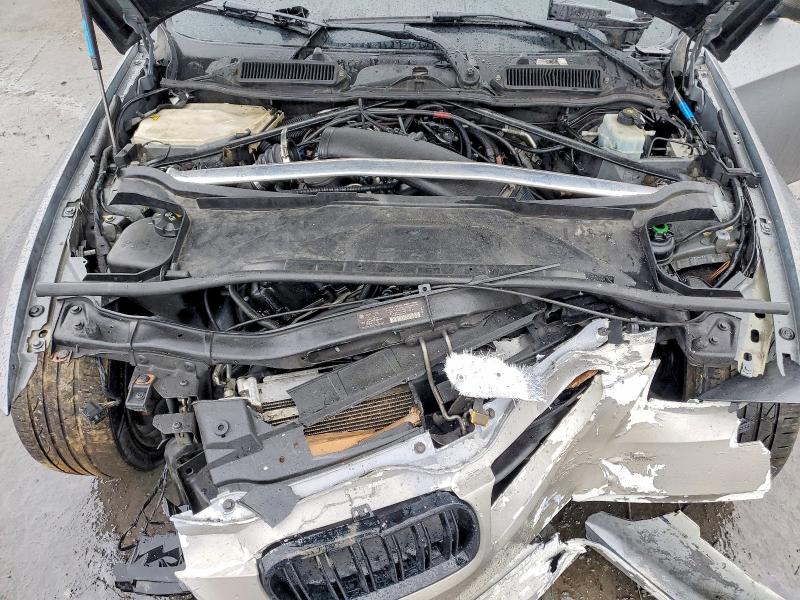 41602276 :رقم المزاد ، WBAKF9C57BE262457 vin ، 2011 Bmw 335 مزاد بيع