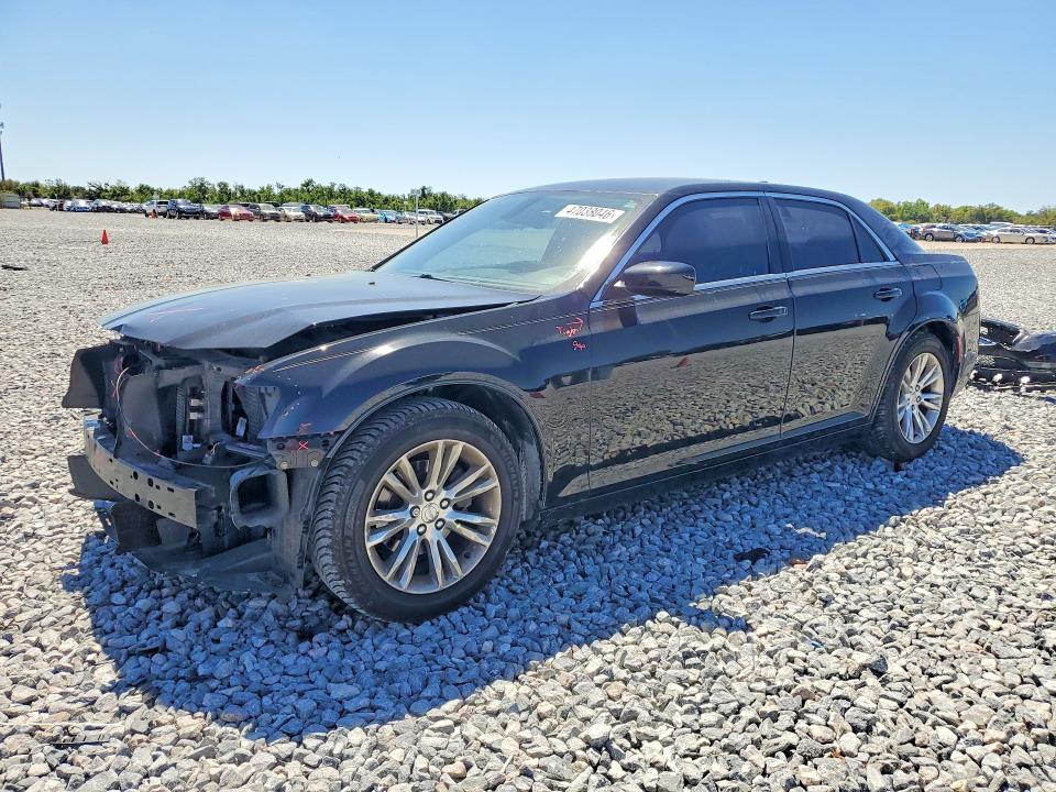 47038046 :رقم المزاد ، 2C3CCAAG4JH341070 vin ، 2018 Chrysler 300 مزاد بيع