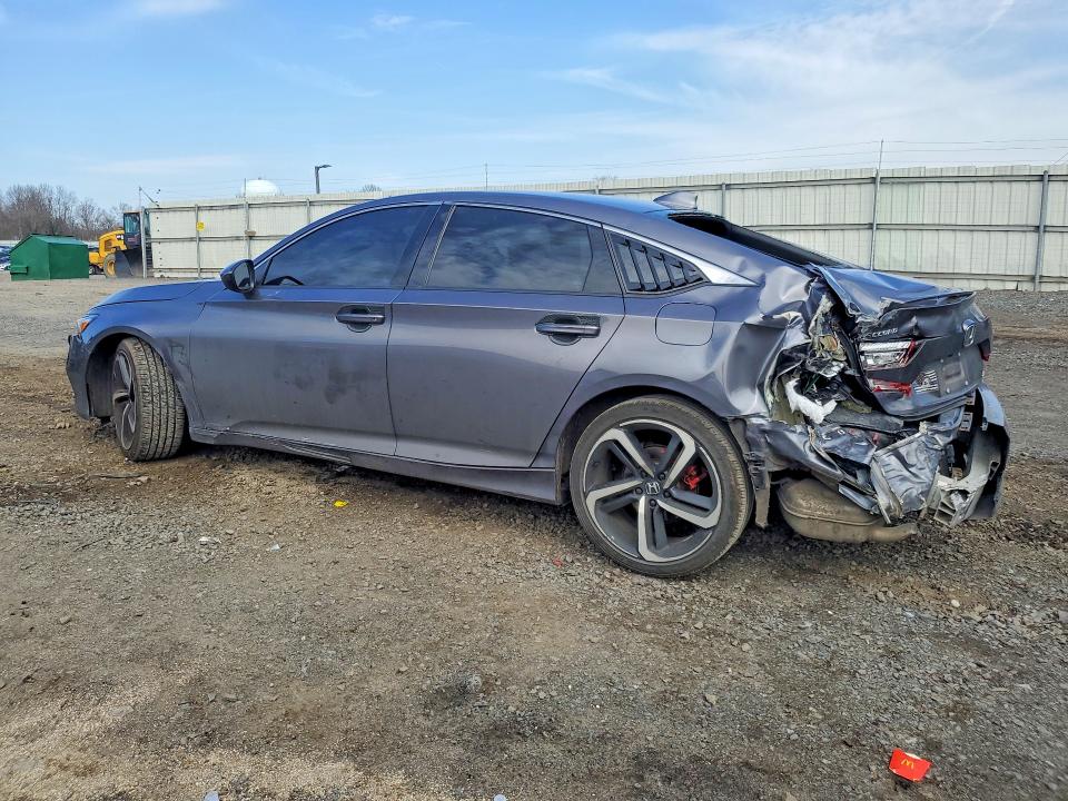 47318996 :رقم المزاد ، 1HGCV1F31LA097053 vin ، 2020 Honda Accord مزاد بيع
