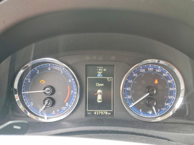 45636976 :رقم المزاد ، 2T1BURHE8JC982837 vin ، 2018 Toyota Corolla مزاد بيع