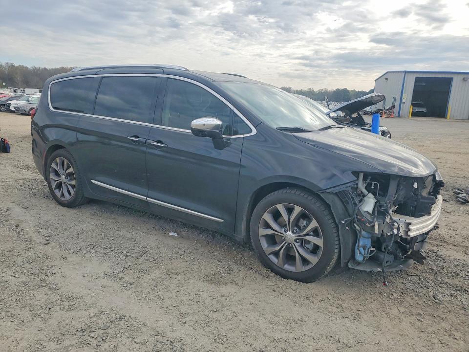 2018 Chrysler Pacifica მანქანა იყიდება აუქციონზე, vin: 2C4RC1GG2JR116704, აუქციონის ნომერი: 78816065