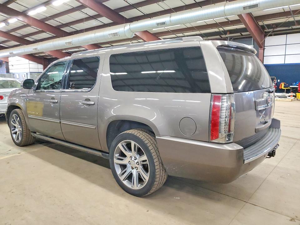 2013 Cadillac Escalade მანქანა იყიდება აუქციონზე, vin: 1GYS4JEF6DR312271, აუქციონის ნომერი: 47773416