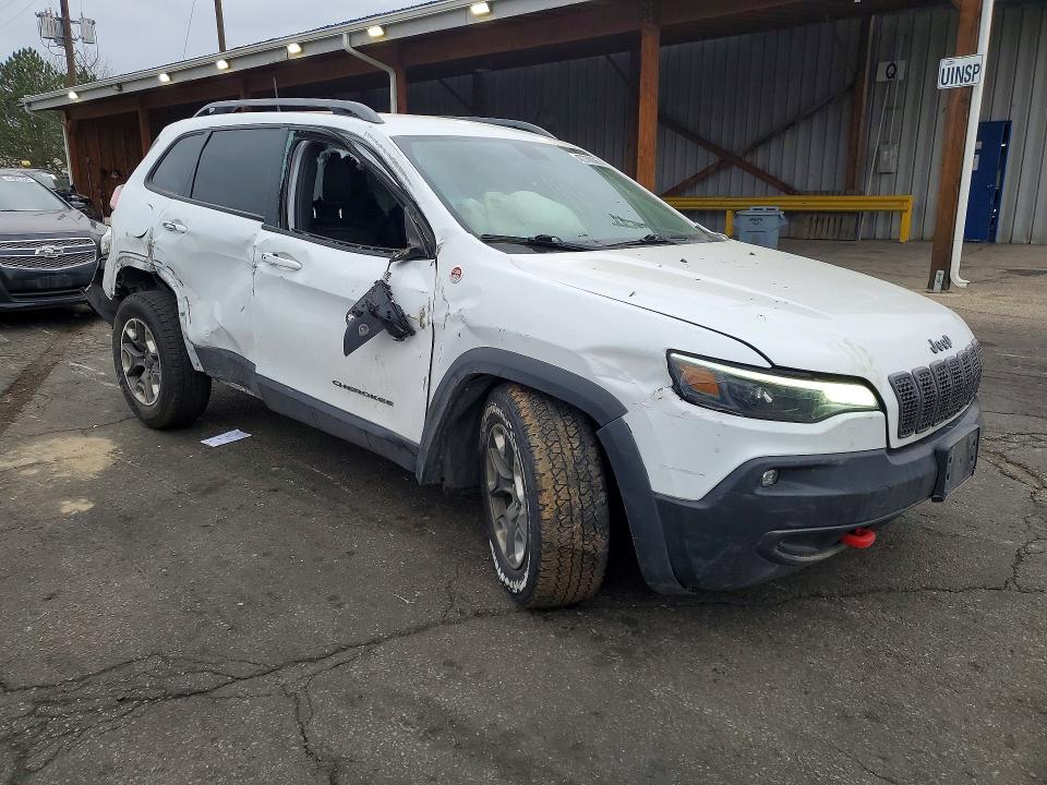 47778866 :رقم المزاد ، 1C4PJMBN9KD386344 vin ، 2019 Jeep Cherokee مزاد بيع