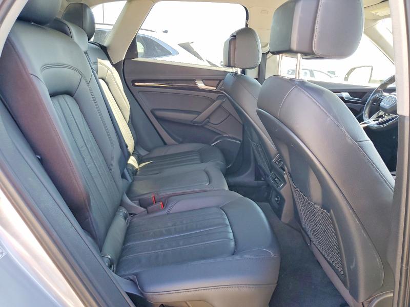 Продаж на аукціоні авто 2018 Audi Q5, vin: WA1ANAFY8J2020165, номер лоту: 45924706