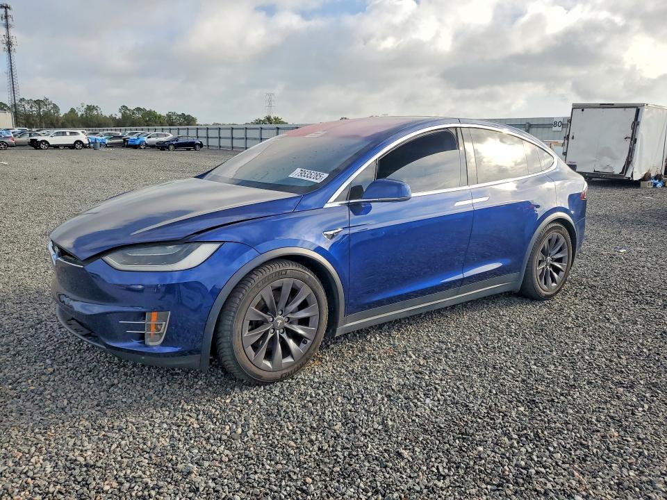 Продажа на аукционе авто 2018 Tesla Model X, vin: 5YJXCDE29JF112919, номер лота: 79535285