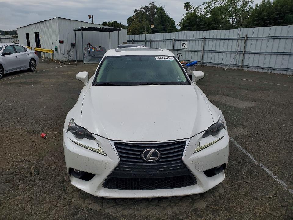 48279246 :رقم المزاد ، JTHBA1D24G5036857 vin ، 2016 Lexus Is 200t مزاد بيع