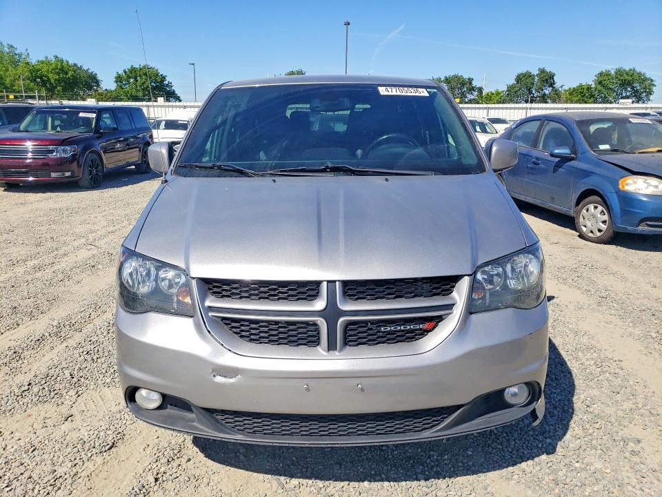 47705536 :رقم المزاد ، 2C4RDGEG2KR768842 vin ، 2019 Dodge Grand Caravan مزاد بيع