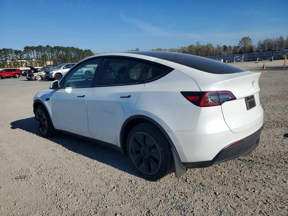 Продажа на аукционе авто 2023 Tesla Model Y, vin: 7SAYGDEE4PA139375, номер лота: 46740616