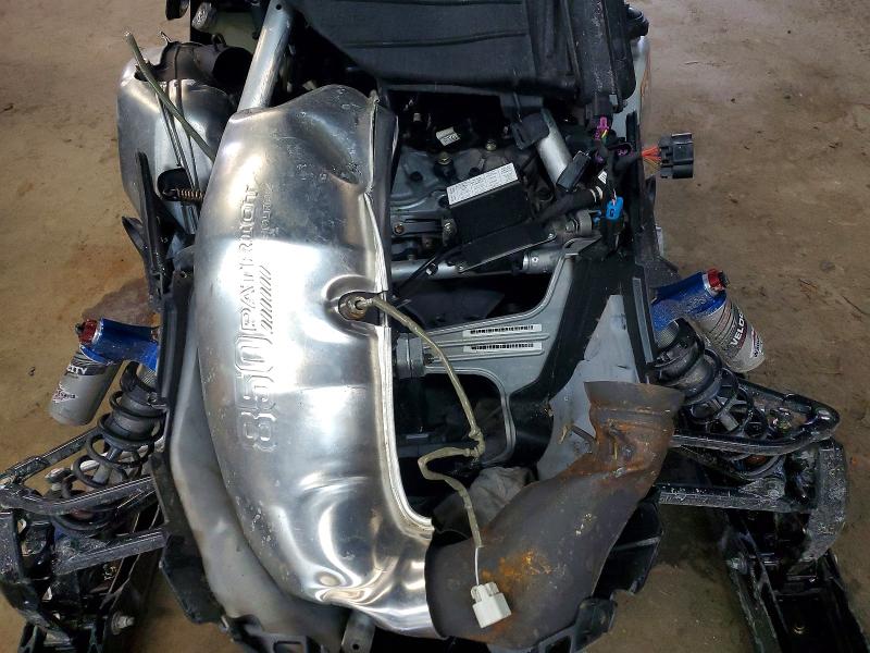 41966536 :رقم المزاد ، SN1TDL8R2RC218441 vin ، 2024 Polr Snowmobile مزاد بيع