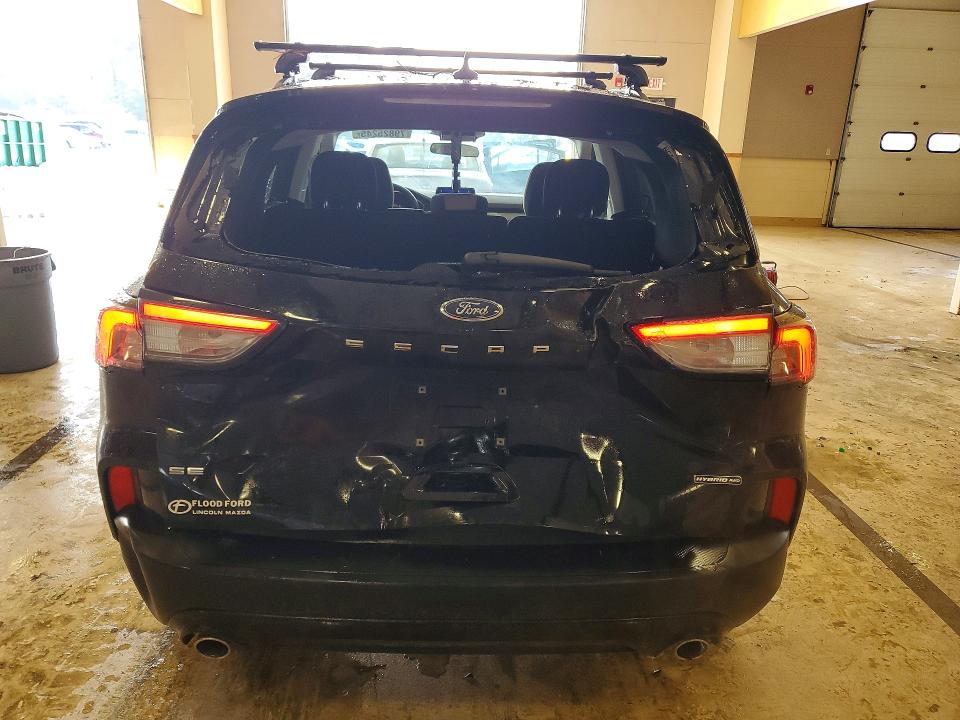 79825245 :رقم المزاد ، 1FMCU9BZ3MUA35983 vin ، 2021 Ford Escape مزاد بيع