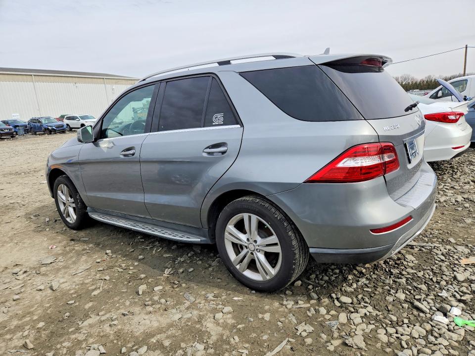 46941056 :رقم المزاد ، 4JGDA0EBXFA519323 vin ، 2015 Mercedes-benz Ml مزاد بيع