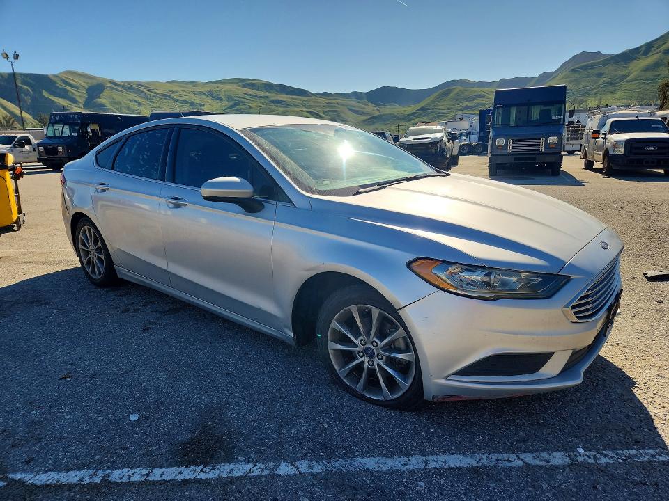 Продаж на аукціоні авто 2017 Ford Fusion, vin: 3FA6P0H70HR195493, номер лоту: 45825576