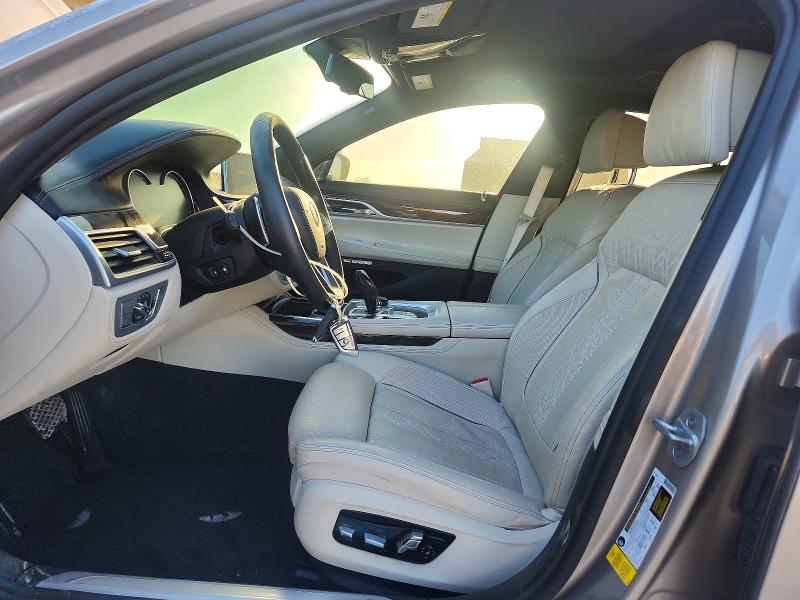 2018 Bmw 750 მანქანა იყიდება აუქციონზე, vin: WBA7F0C5XJGM23422, აუქციონის ნომერი: 45669776
