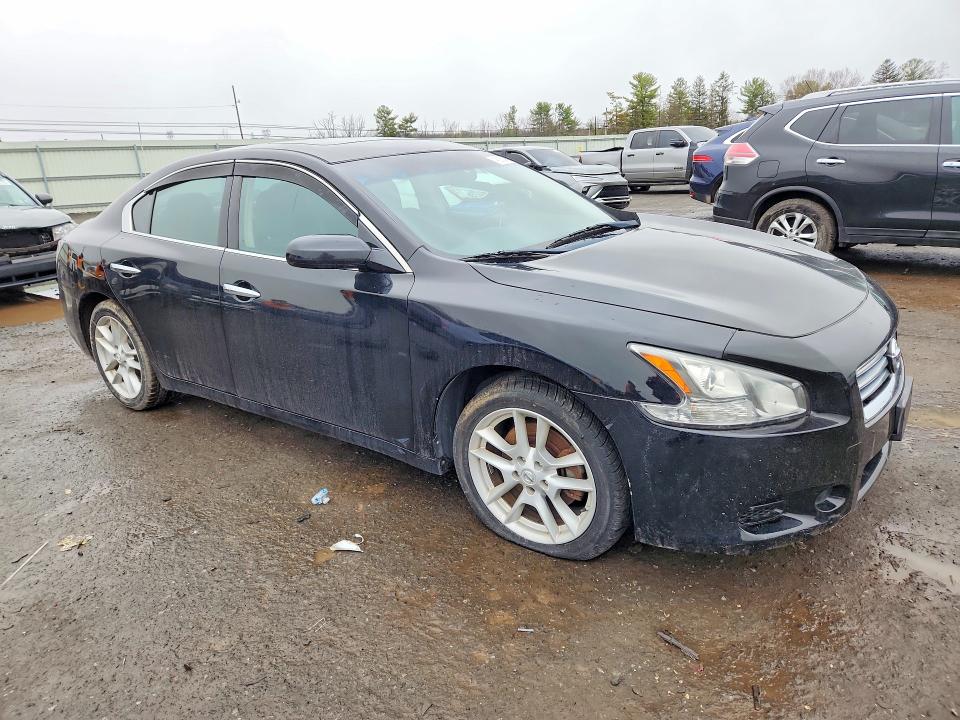 46053446 :رقم المزاد ، 1N4AA5AP0EC433940 vin ، 2014 Nissan Maxima مزاد بيع