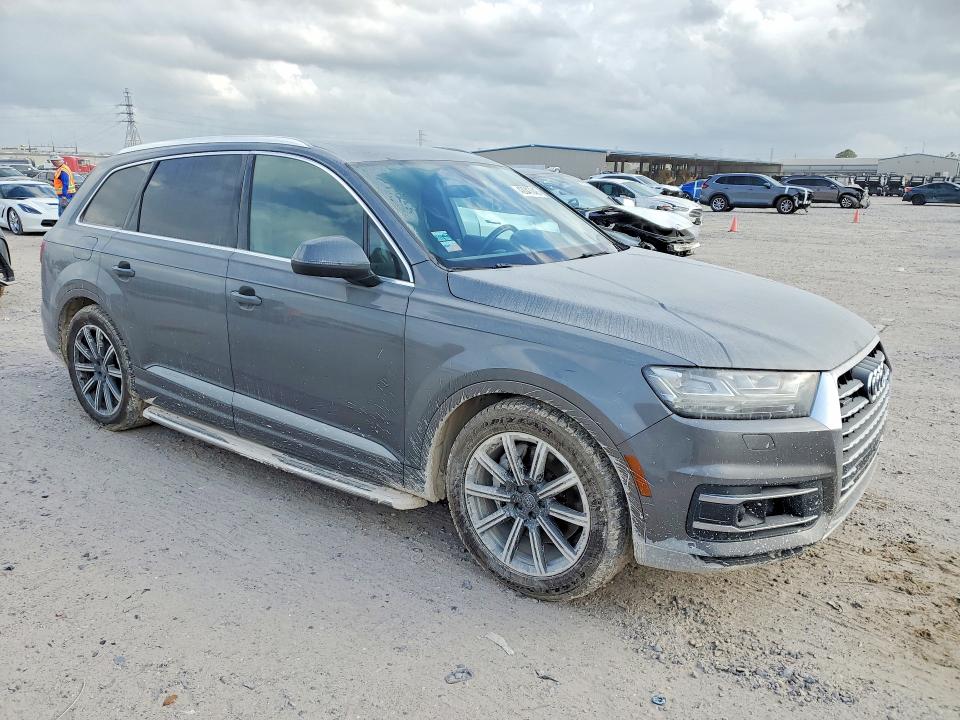 42047046 :رقم المزاد ، WA1VABF72JD009581 vin ، 2018 Audi Q7 مزاد بيع
