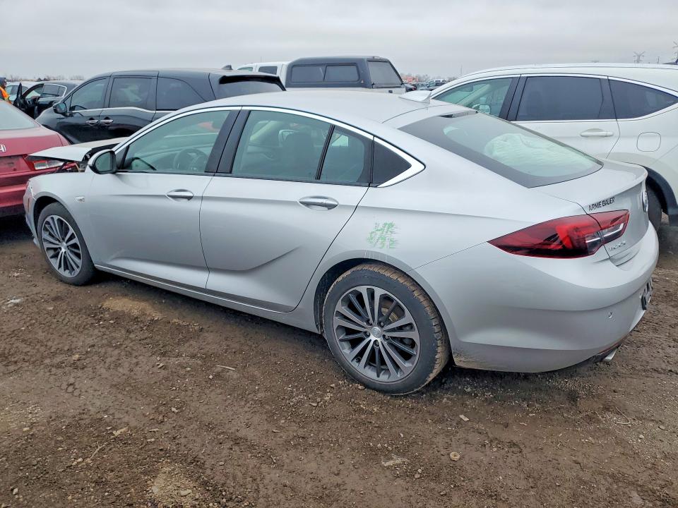 41816796 :رقم المزاد ، W04GR6SX9J1099487 vin ، 2018 Buick Regal مزاد بيع