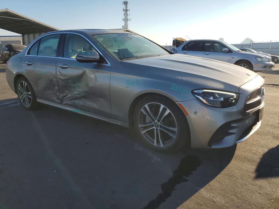 2021 Mercedes-benz E მანქანა იყიდება აუქციონზე, vin: W1KZF8DB7MA907821, აუქციონის ნომერი: 45962926
